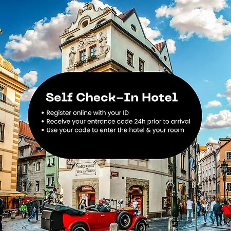 ออรุส Hotel ปราก ภายนอก รูปภาพ