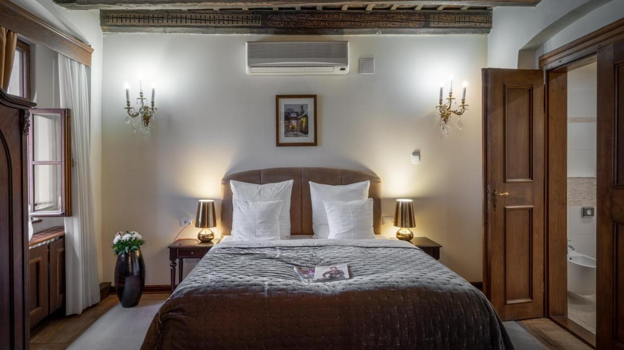 ออรุส Hotel ปราก ภายนอก รูปภาพ